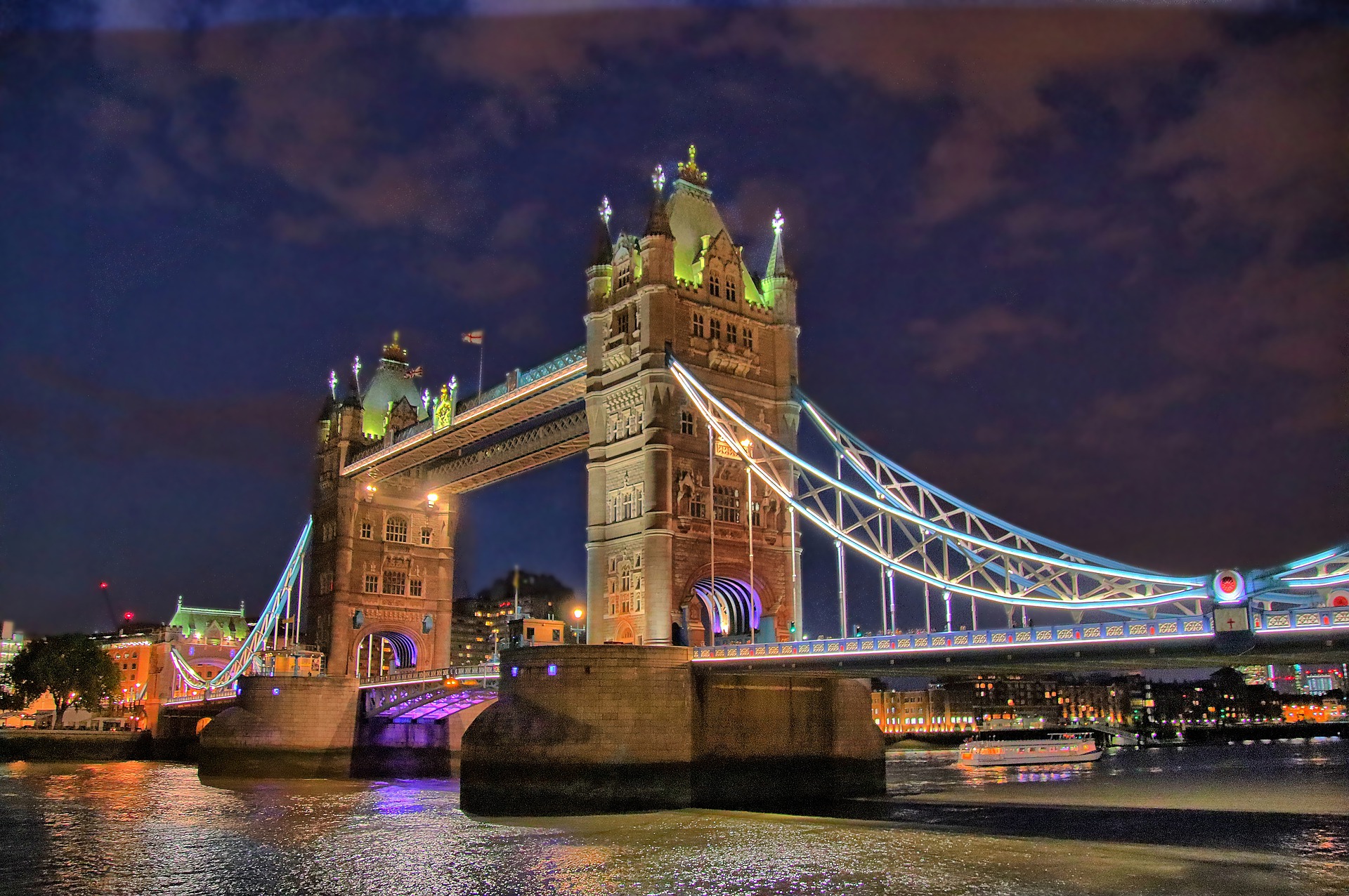Best U.K. Road Trips - Tower Bridge