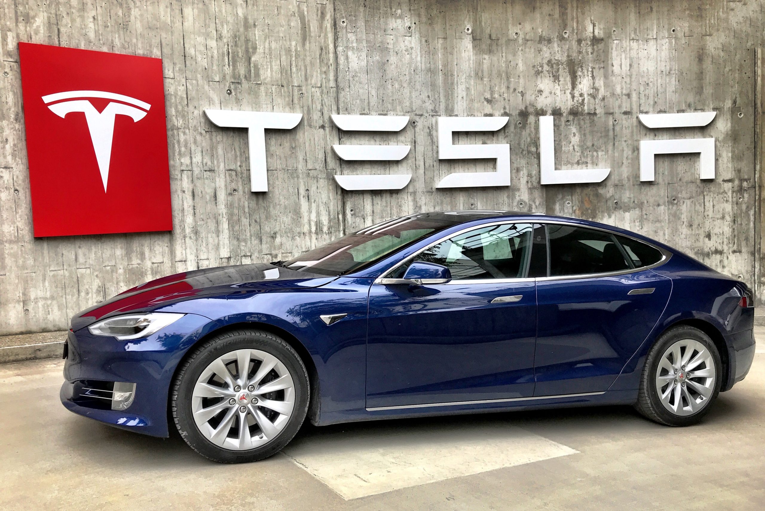 Tesla Model S - Longest Range Electric Cars