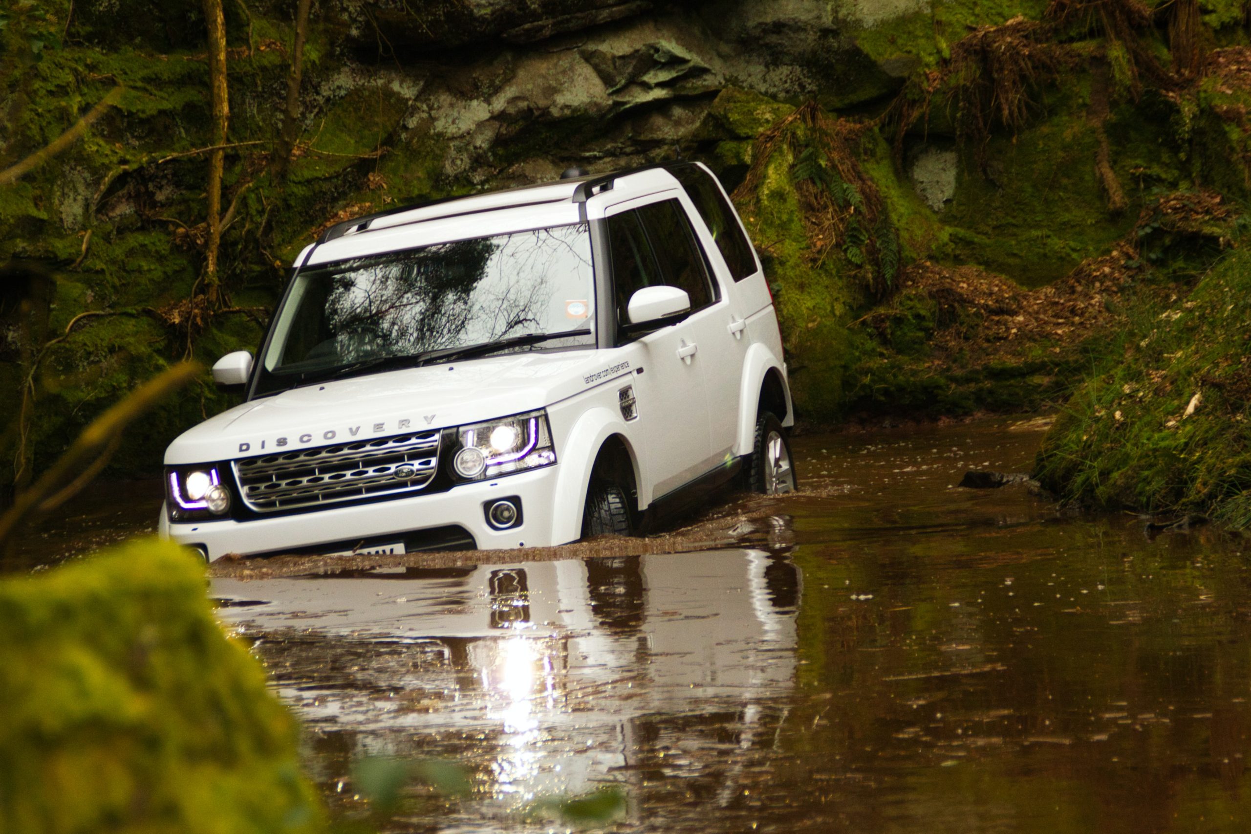 Land Rover Discovery 4 Front