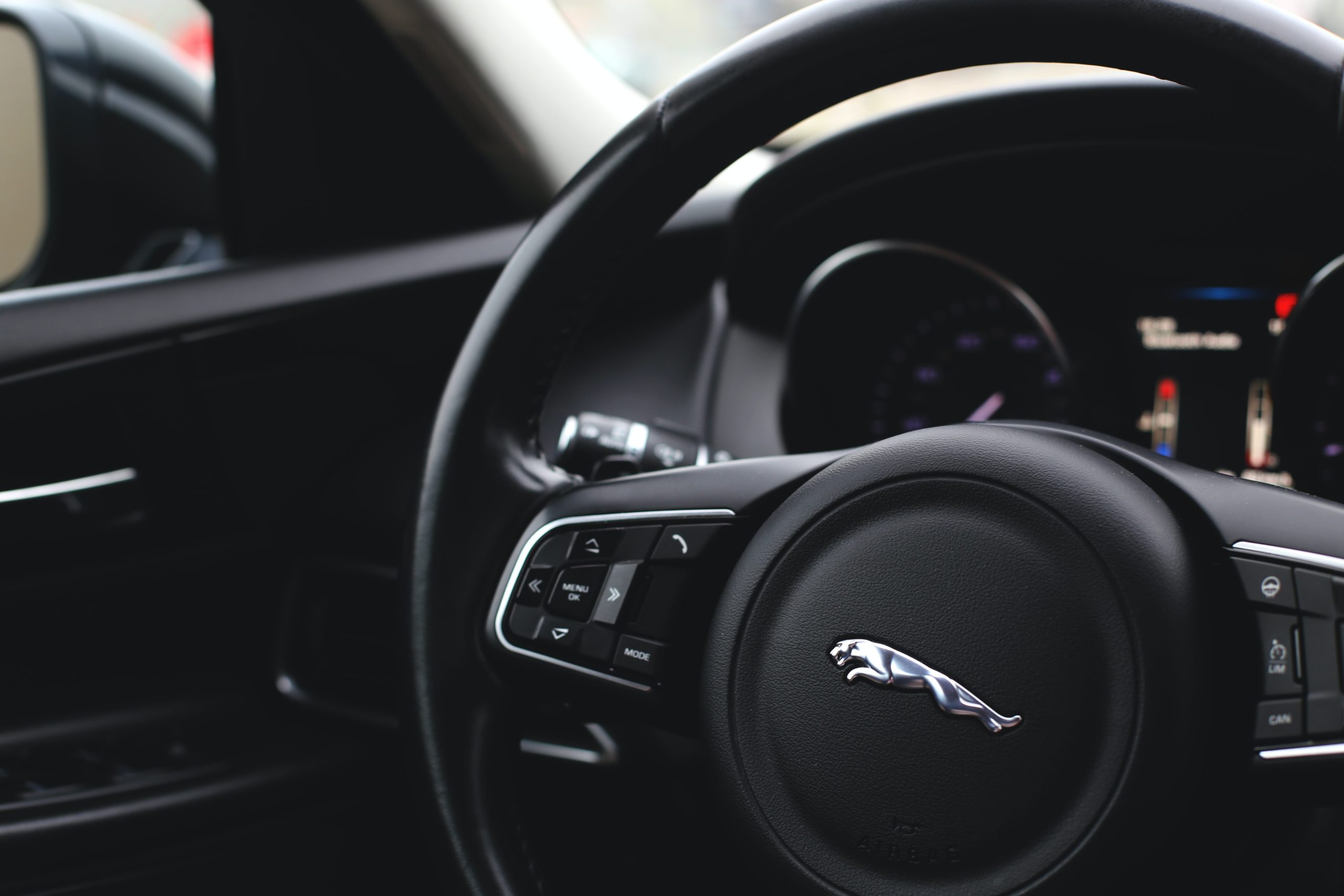 Jaguar XE Interior 